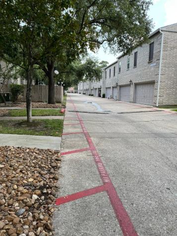 17591 Red Oak Drive Houston TX 77090