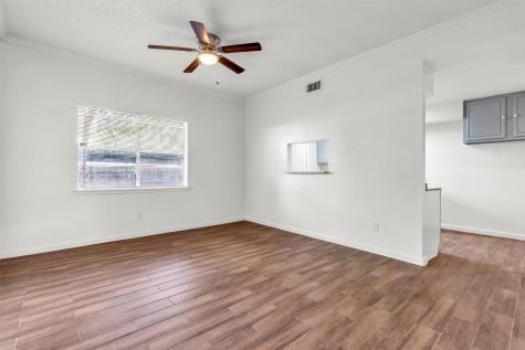 7700 Creekbend Drive 143 Houston TX 77071