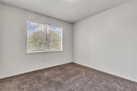 7700 Creekbend Drive 143 Houston TX 77071