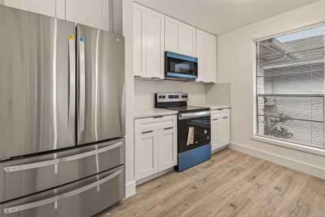 3300 Yorktown Street 15 Houston TX 77056
