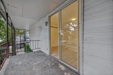 3300 Yorktown Street 15 Houston TX 77056