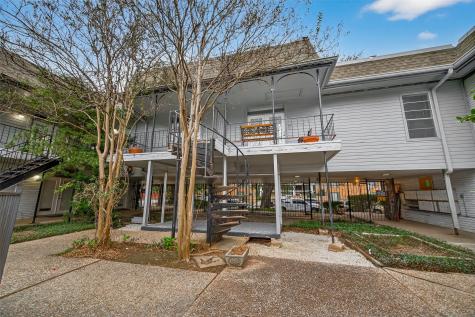 3300 Yorktown Street 15 Houston TX 77056