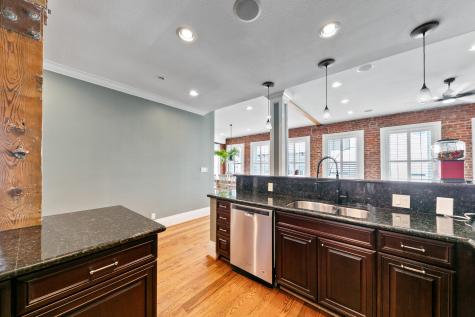 2207 Postoffice 417 Galveston TX 77550