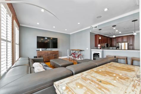 2207 Postoffice 417 Galveston TX 77550