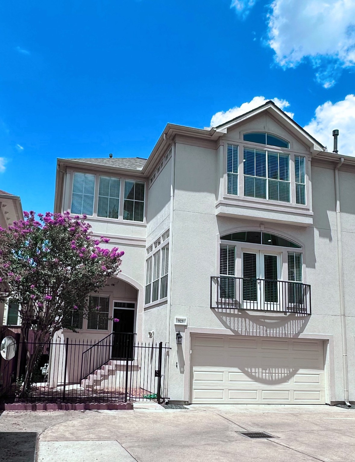 923 Reinicke Street Houston TX 77007