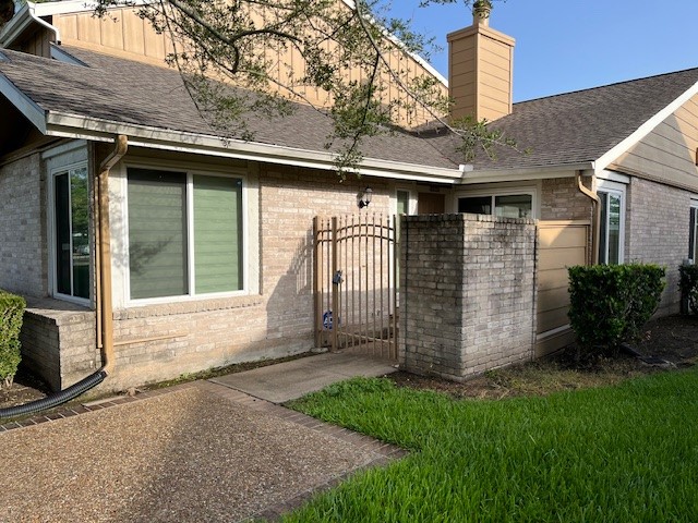 12117 Bob White Drive Houston TX 77035