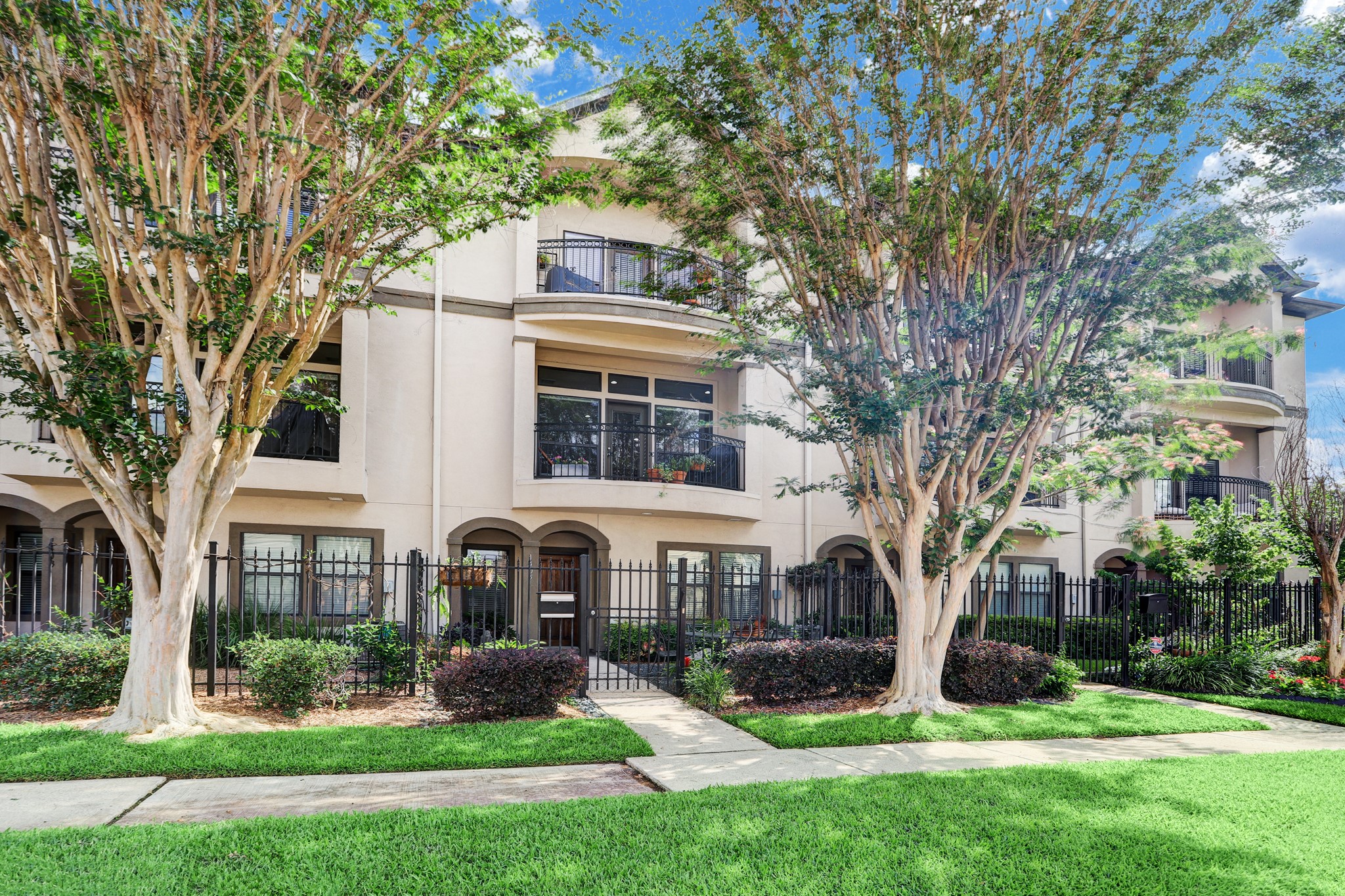 1405 Rosedale Street Houston TX 77004