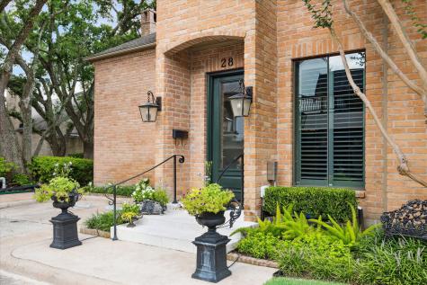 28 River Hollow Lane Houston TX 77027