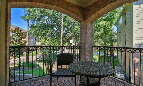 6607 Lake Woodlands Drive 223 The Woodlands TX 77382