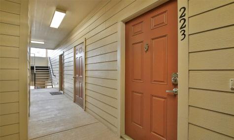 6607 Lake Woodlands Drive 223 The Woodlands TX 77382