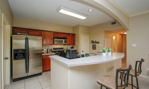 6607 Lake Woodlands Drive 223 The Woodlands TX 77382