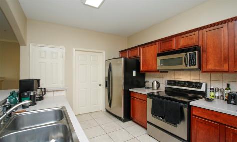 6607 Lake Woodlands Drive 223 The Woodlands TX 77382