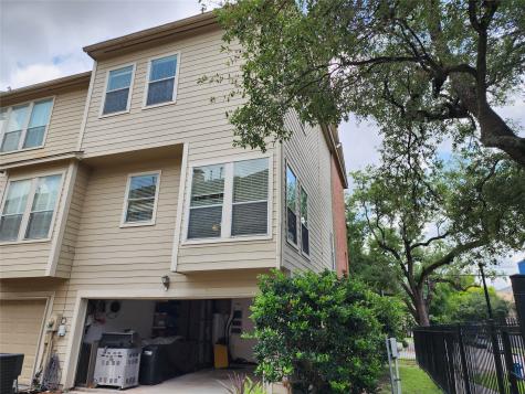 2722 Crawford Street Houston TX 77004