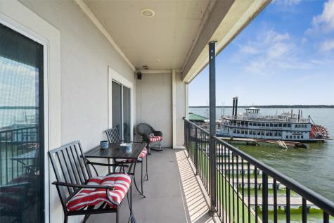 7039 Kingston Cove Lane 306 Willis TX 77318
