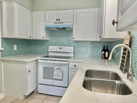 7166 Crownwest Street Houston TX 77072