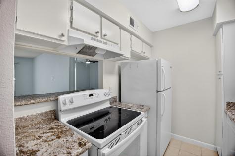 8527 Hearth Drive 32 Houston TX 77054