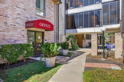 8527 Hearth Drive 32 Houston TX 77054