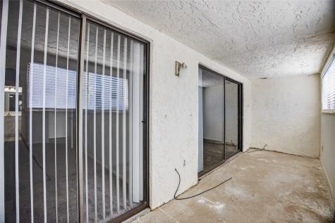 8527 Hearth Drive 32 Houston TX 77054