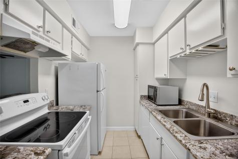 8527 Hearth Drive 32 Houston TX 77054