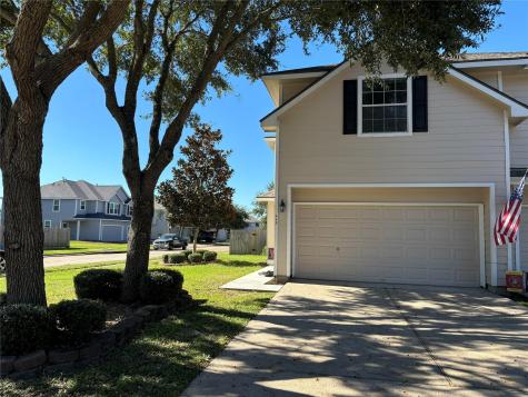 443 Folk Crest Lane Dickinson TX 77539