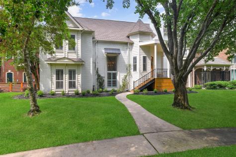 209 Victoria Way Friendswood TX 77546