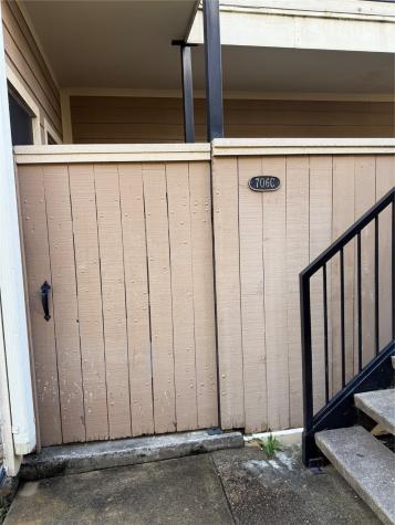 706 Bering Drive 103 Houston TX 77057