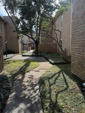 706 Bering Drive 103 Houston TX 77057
