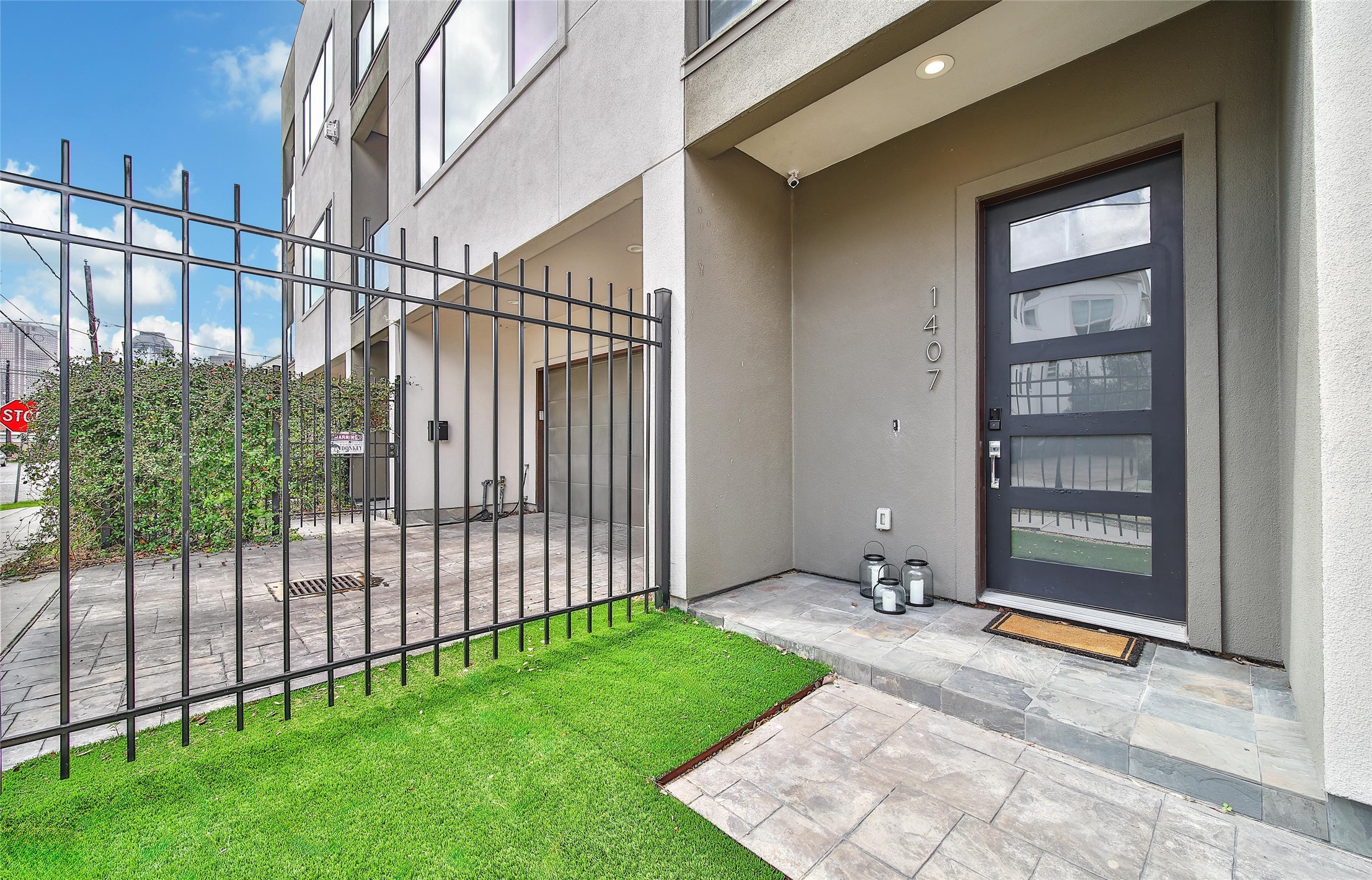 1407 Hickory Street Houston TX 77007