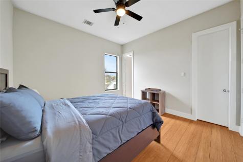 1407 Hickory Street Houston TX 77007