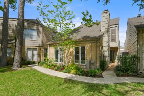 12625 Memorial Drive 64 Houston TX 77024