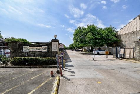 8201 Richmond Avenue 55 Houston TX 77063