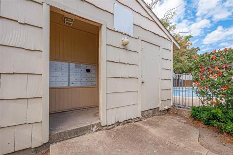 8201 Richmond Avenue 55 Houston TX 77063