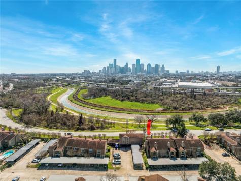 1860 White Oak Drive 237 Houston TX 77009