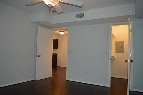 1860 White Oak Drive 237 Houston TX 77009