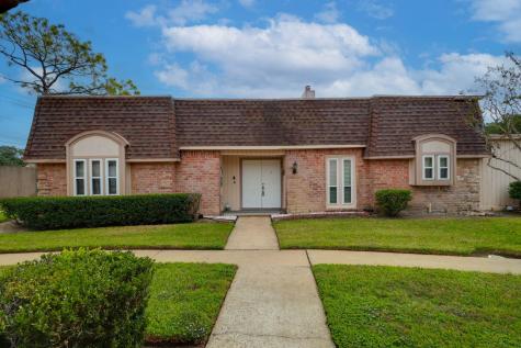 2912 Camelot Lane Missouri City TX 77459