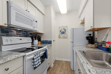 3506 Cove View Boulevard 210 Galveston TX 77554