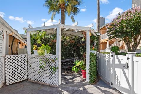 3506 Cove View Boulevard 210 Galveston TX 77554