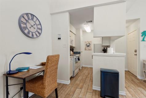 3506 Cove View Boulevard 210 Galveston TX 77554