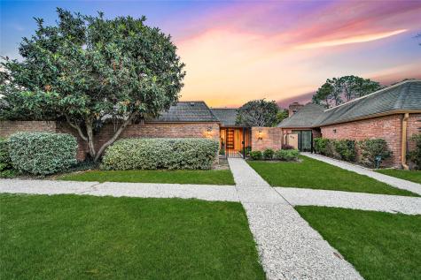 416 E Fair Harbor Lane Houston TX 77079