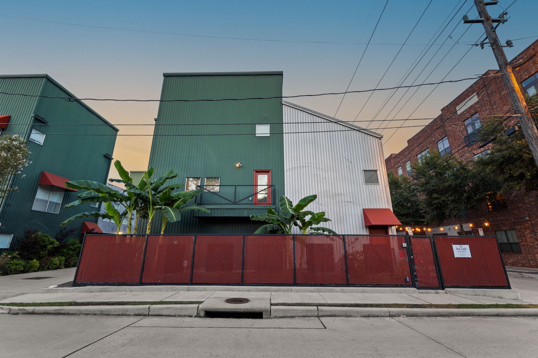 922 Ruthven Street Houston TX 77019