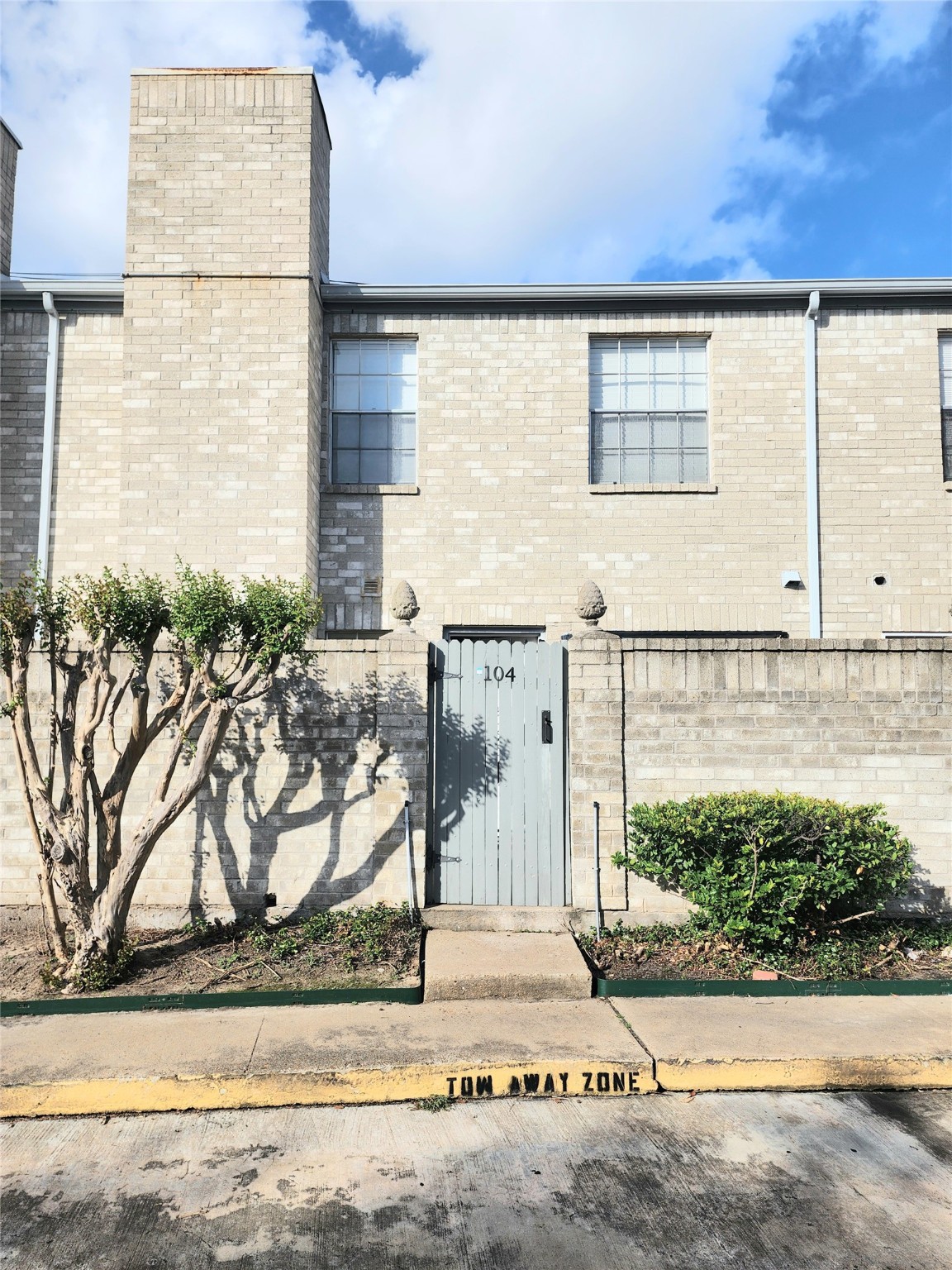 6500 Sands Point Drive 104 Houston TX 77074