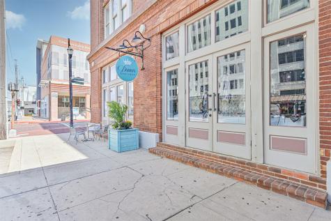 2425 Strand Galveston TX 77550