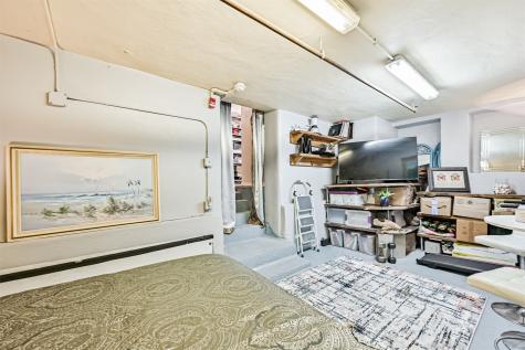 2425 Strand Galveston TX 77550