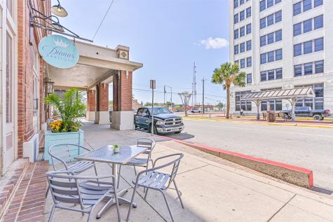 2425 Strand Galveston TX 77550