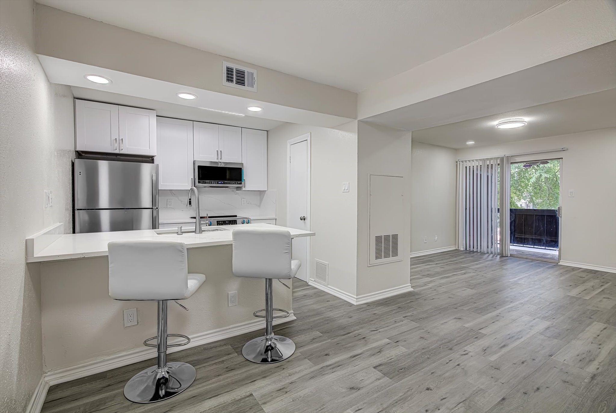 8201 Richmond Avenue 10 Houston TX 77063