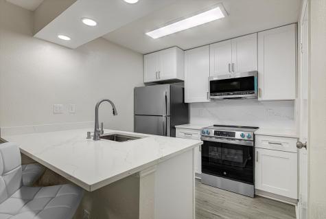 8201 Richmond Avenue 10 Houston TX 77063