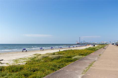 7000 Seawall Boulevard 824 Galveston TX 77551