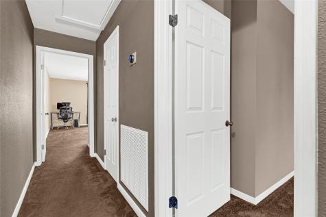 9800 Pagewood Lane 2703 Houston TX 77042