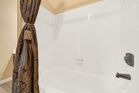 9800 Pagewood Lane 2703 Houston TX 77042