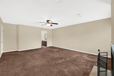 9800 Pagewood Lane 2703 Houston TX 77042